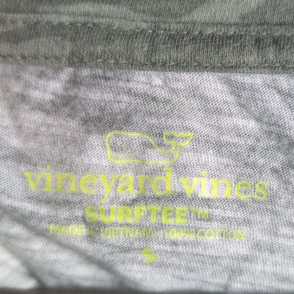 Vineyard Vines Camouflage Green Cotton Surf Tee Shirt - Picture 3 of 6